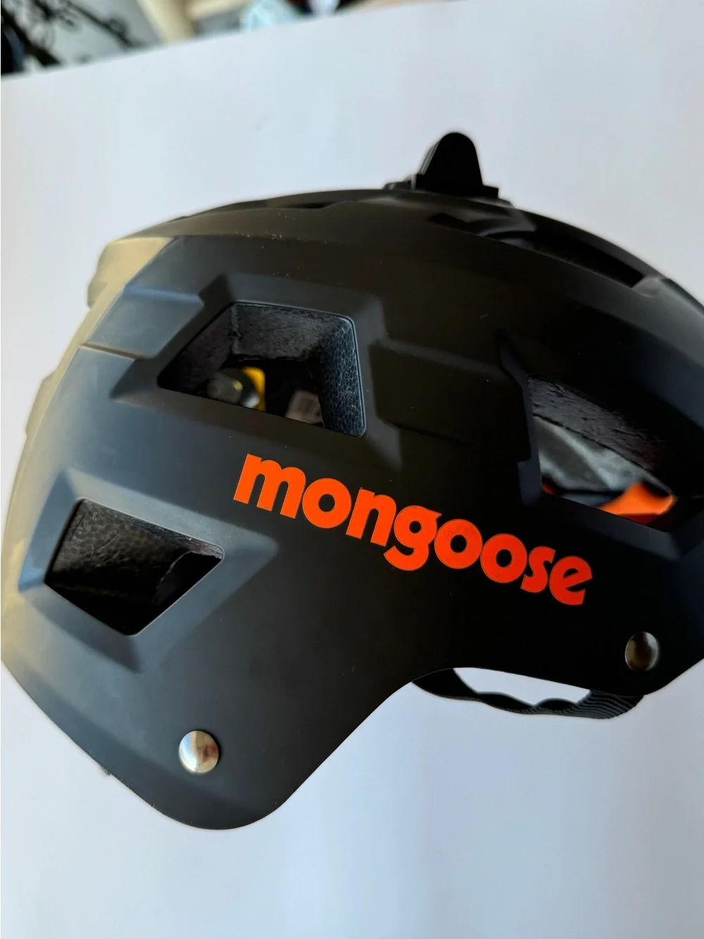 Mongoose Adult Capture Helemt